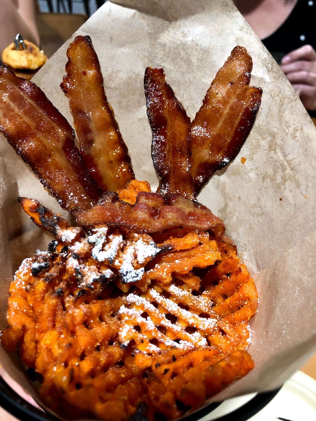 Ax-Caliber Axe Venue and Coffee House | restaurant | 204 E Orange St #102, Lakeland, FL 33801, USA | 8635923500 OR +1 863-592-3500