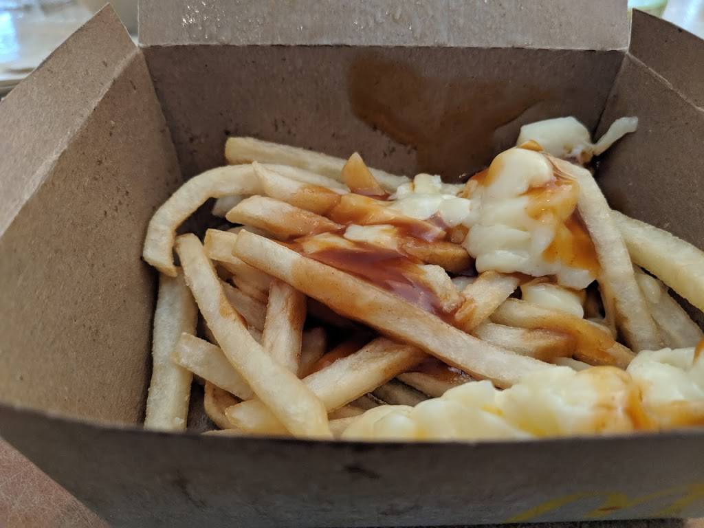 McDonalds | cafe | 213 Chemin dAylmer, Gatineau, QC J9H 1A3, Canada | 8196844556 OR +1 819-684-4556