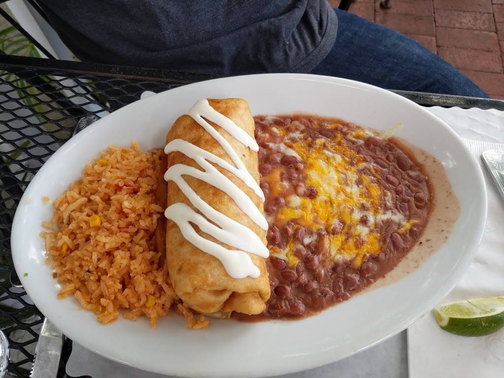 La Playa Azul Cafe | restaurant | 914 Santa Barbara St, Santa Barbara, CA 93101, USA | 8059662860 OR +1 805-966-2860