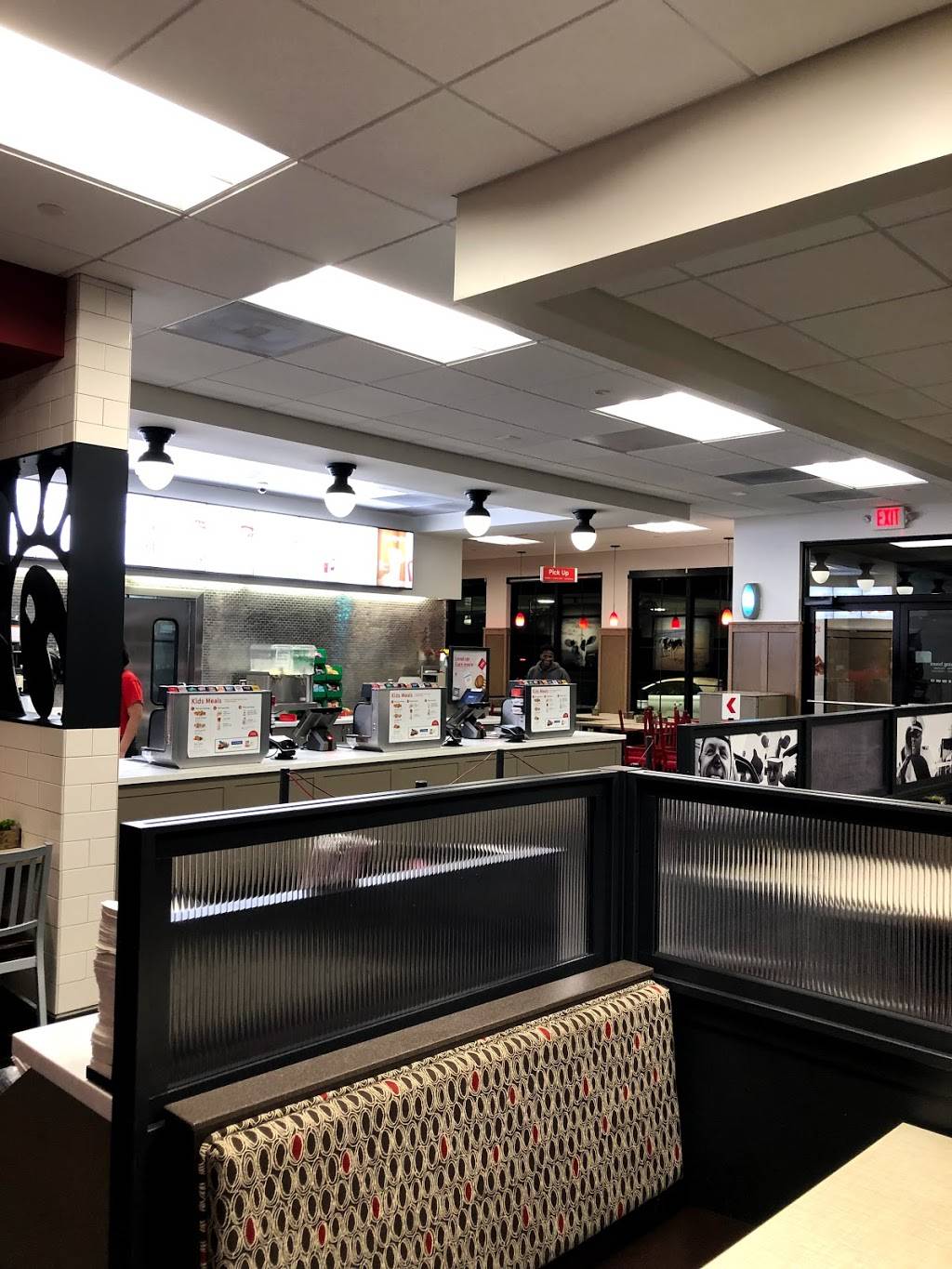 Chick-fil-A | restaurant | 9 Malphrus Rd, Bluffton, SC 29910, USA | 8438378140 OR +1 843-837-8140