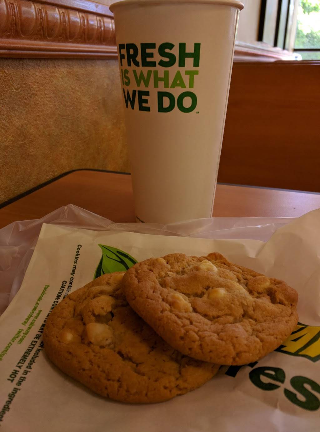 Subway | restaurant | 706 Arneill Rd, Camarillo, CA 93010, USA | 8059874511 OR +1 805-987-4511