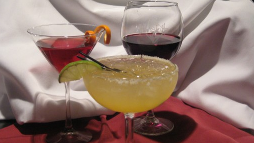 Alley Rose | restaurant | 2013 Central Ave, Kearney, NE 68847, USA | 3082341261 OR +1 308-234-1261