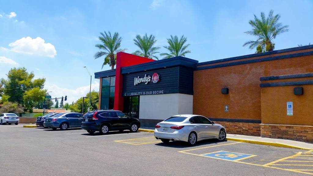 Wendys | restaurant | 2640 W Thunderbird Rd, Phoenix, AZ 85023, USA | 6025482217 OR +1 602-548-2217