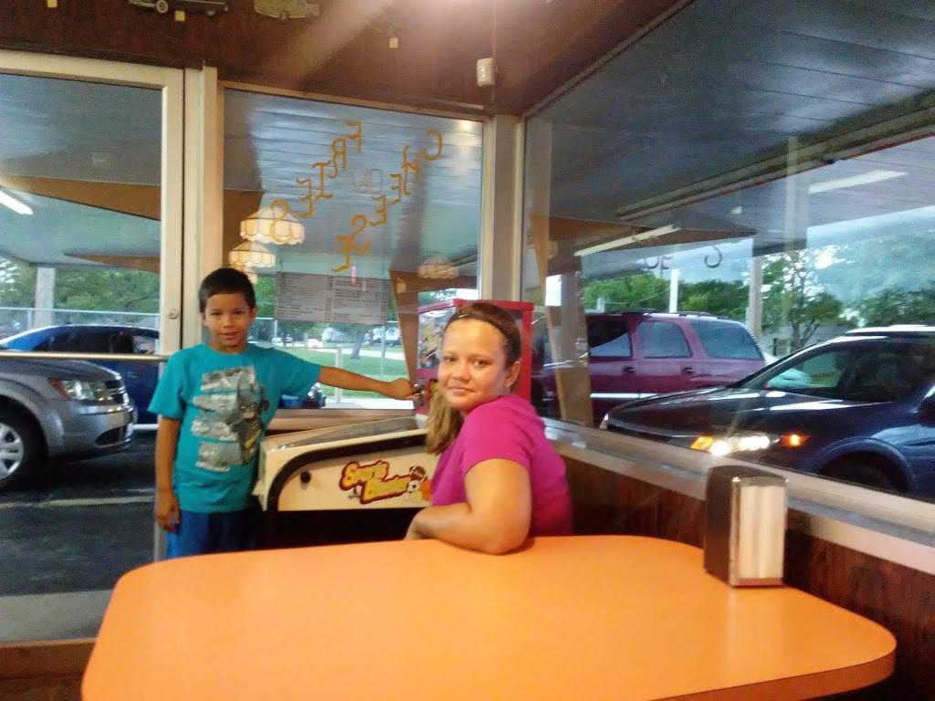 B-K Root Beer Drive In | restaurant | 1407 South St, Piqua, OH 45356, USA | 9377730252 OR +1 937-773-0252