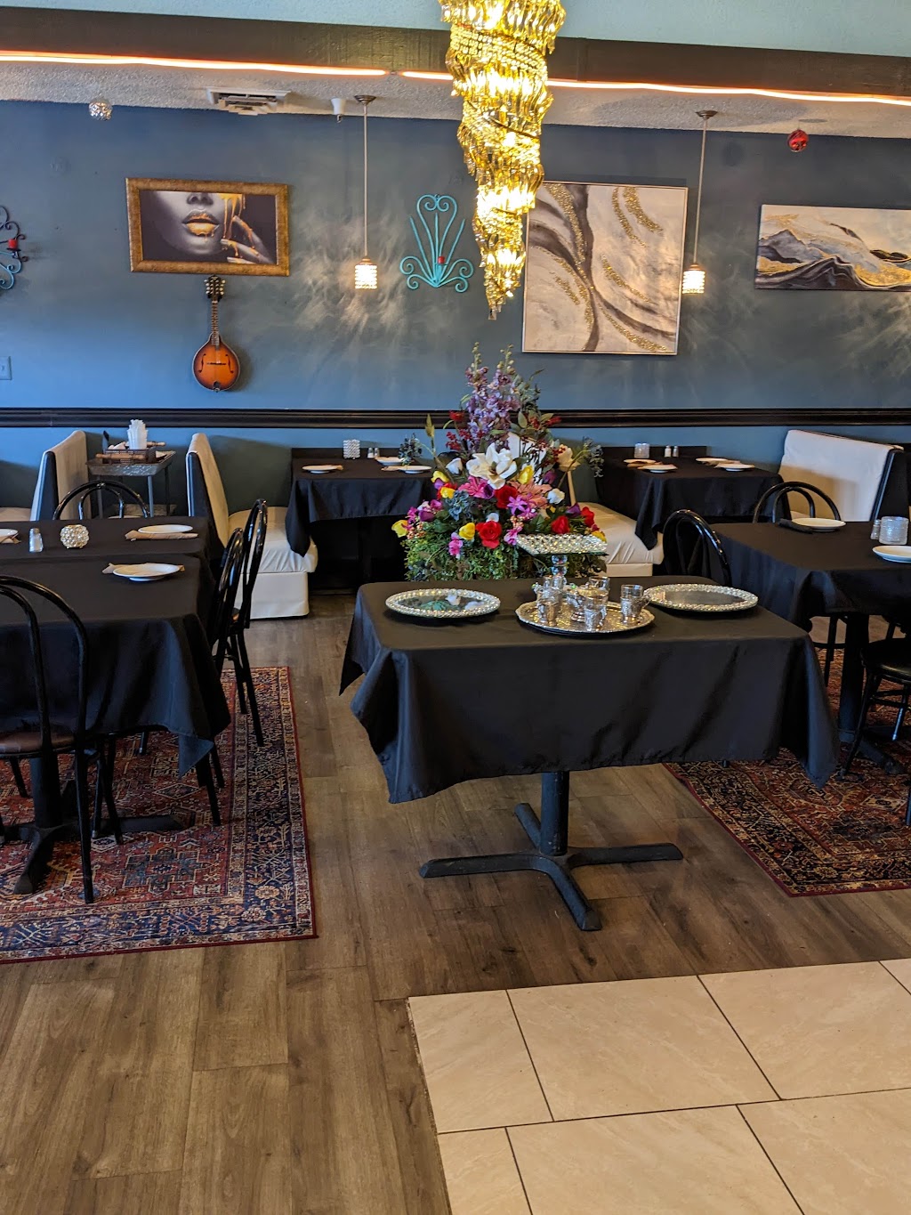 Kolbeh Bar & Grill | restaurant | 517 12th Ave Rd, Nampa, ID 83686, USA | 2084754407 OR +1 208-475-4407