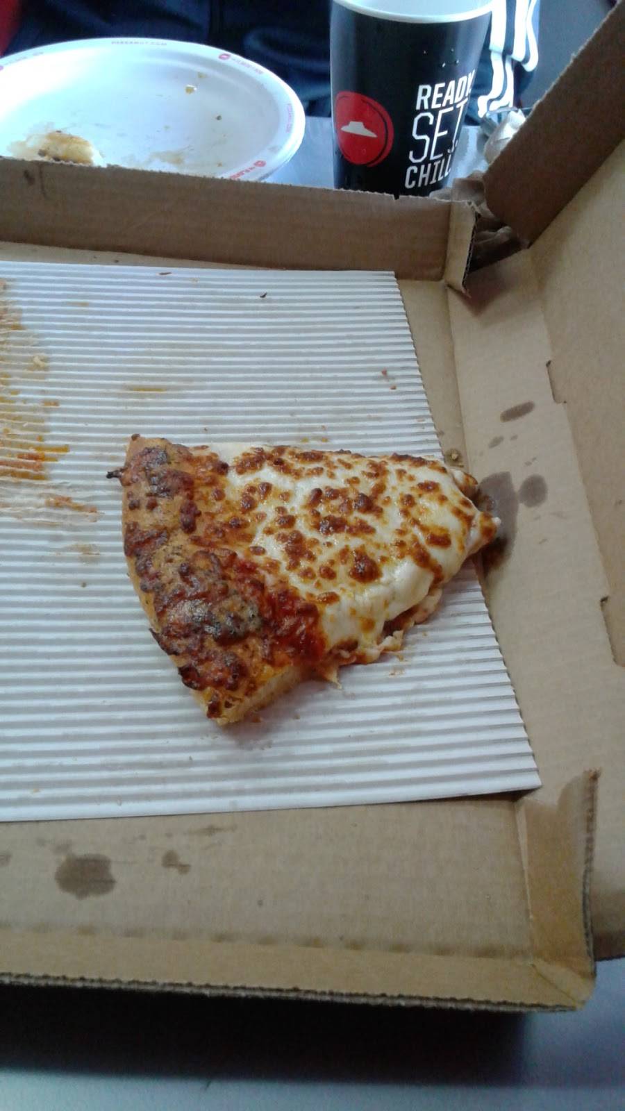 Pizza Hut | meal takeaway | 18510 NW 67th Ave, Miami, FL 33015, USA | 3058267100 OR +1 305-826-7100