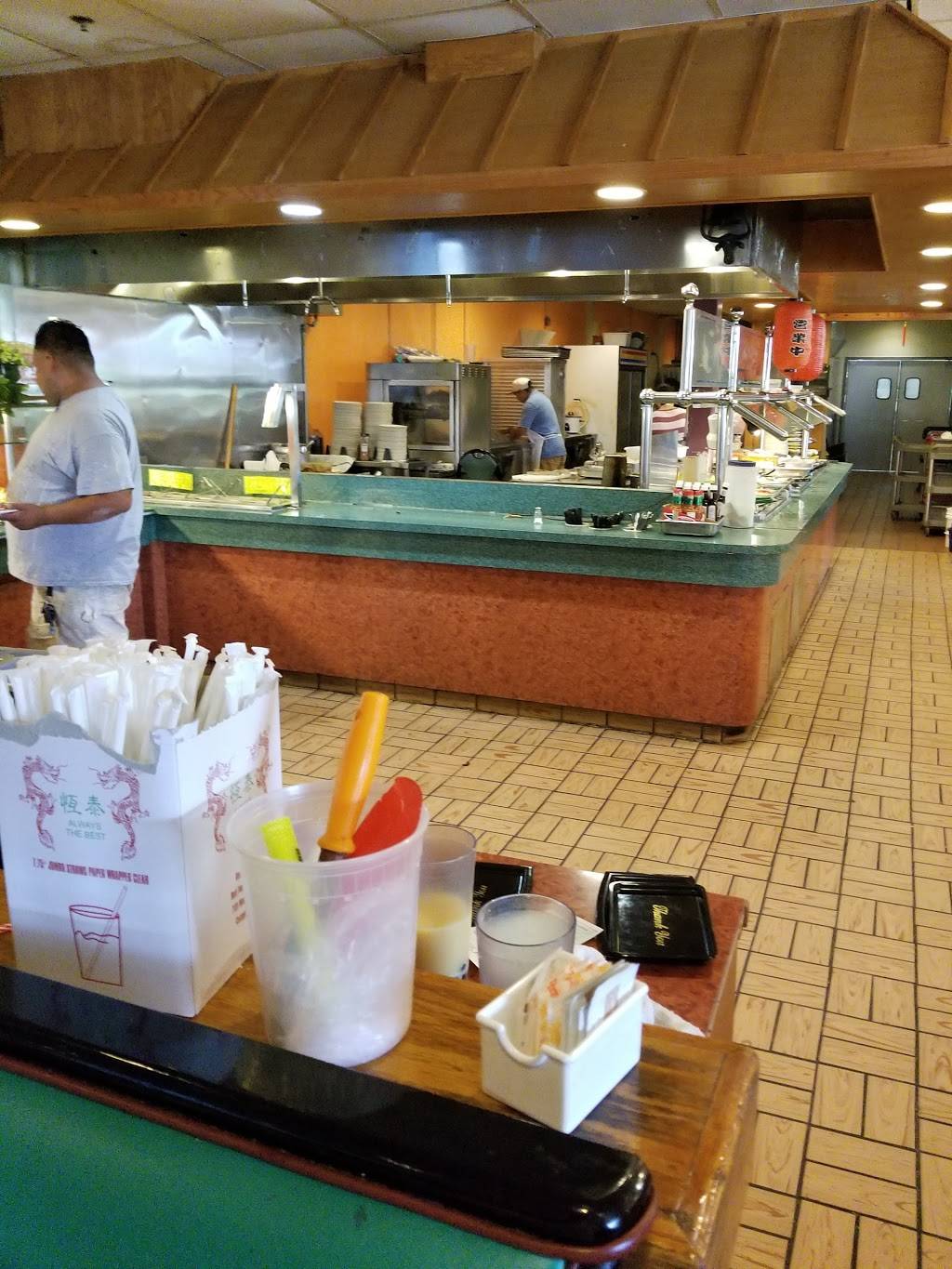 Grand King Buffet | restaurant | 661 E 24th St # 230, Holland, MI 49423, USA | 6167966988 OR +1 616-796-6988