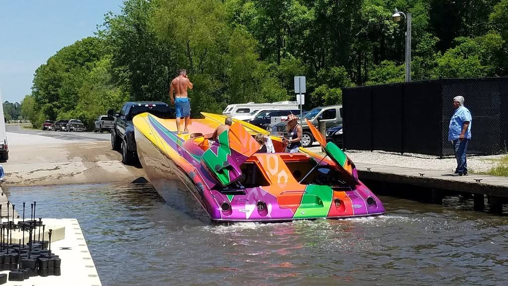 Tickfaw Boopalus | restaurant | 31995 LA-22, Springfield, LA 70462, USA | 2252940144 OR +1 225-294-0144