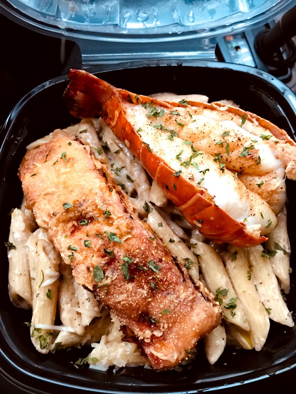 Vybe305 | restaurant | 486 NE 167th St, Miami, FL 33162, USA | 4438923305 OR +1 443-892-3305