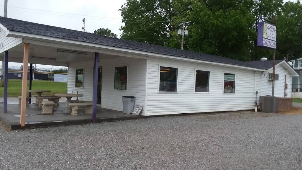 Bear Den | restaurant | 140 George Wallace Park Dr, Lexington, AL 35648, USA | 2562295599 OR +1 256-229-5599