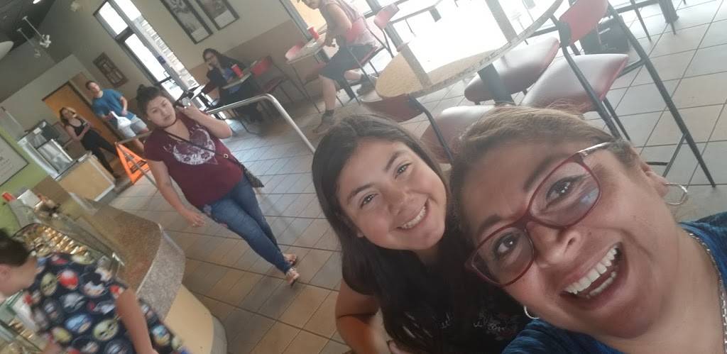 Panda Express | meal takeaway | 29989 Canyon Hills Rd, Lake Elsinore, CA 92532, USA | 9512462663 OR +1 951-246-2663