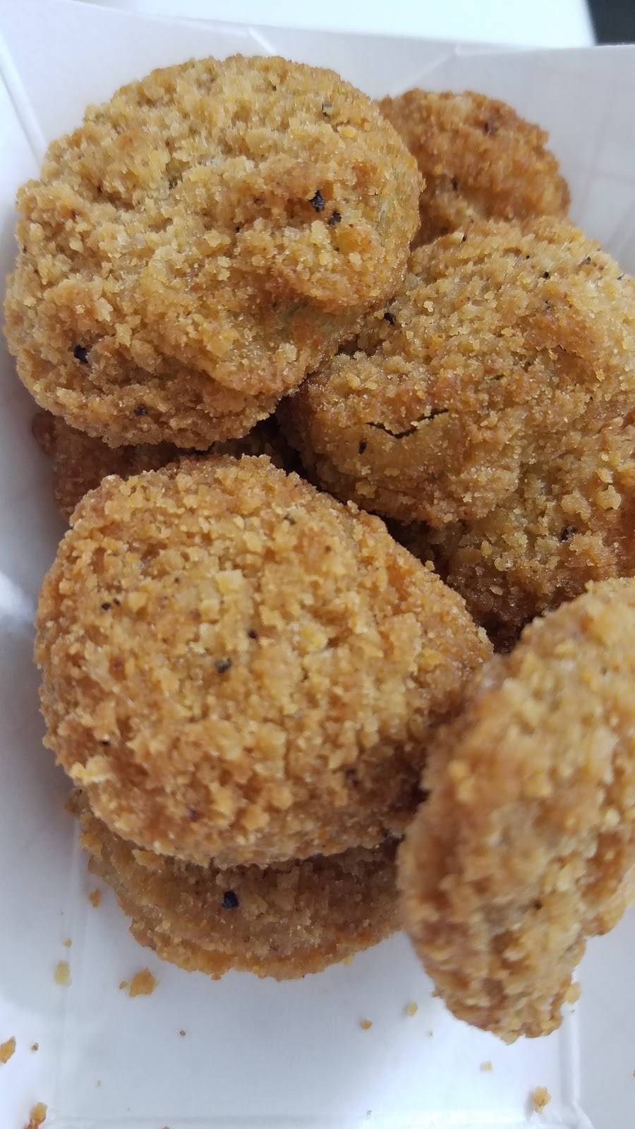 Waynes Drive Inn II | restaurant | 6810 NW Cache Rd, Lawton, OK 73505, USA | 5805369000 OR +1 580-536-9000