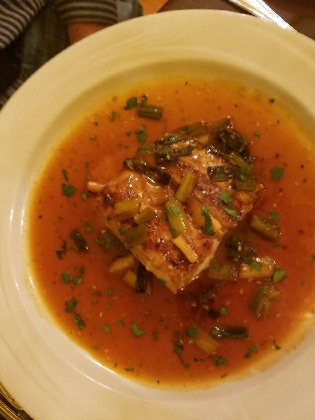 Slate Bistro | restaurant | 28 Donati Rd, Pittsburgh, PA 15241, USA | 4128337000 OR +1 412-833-7000