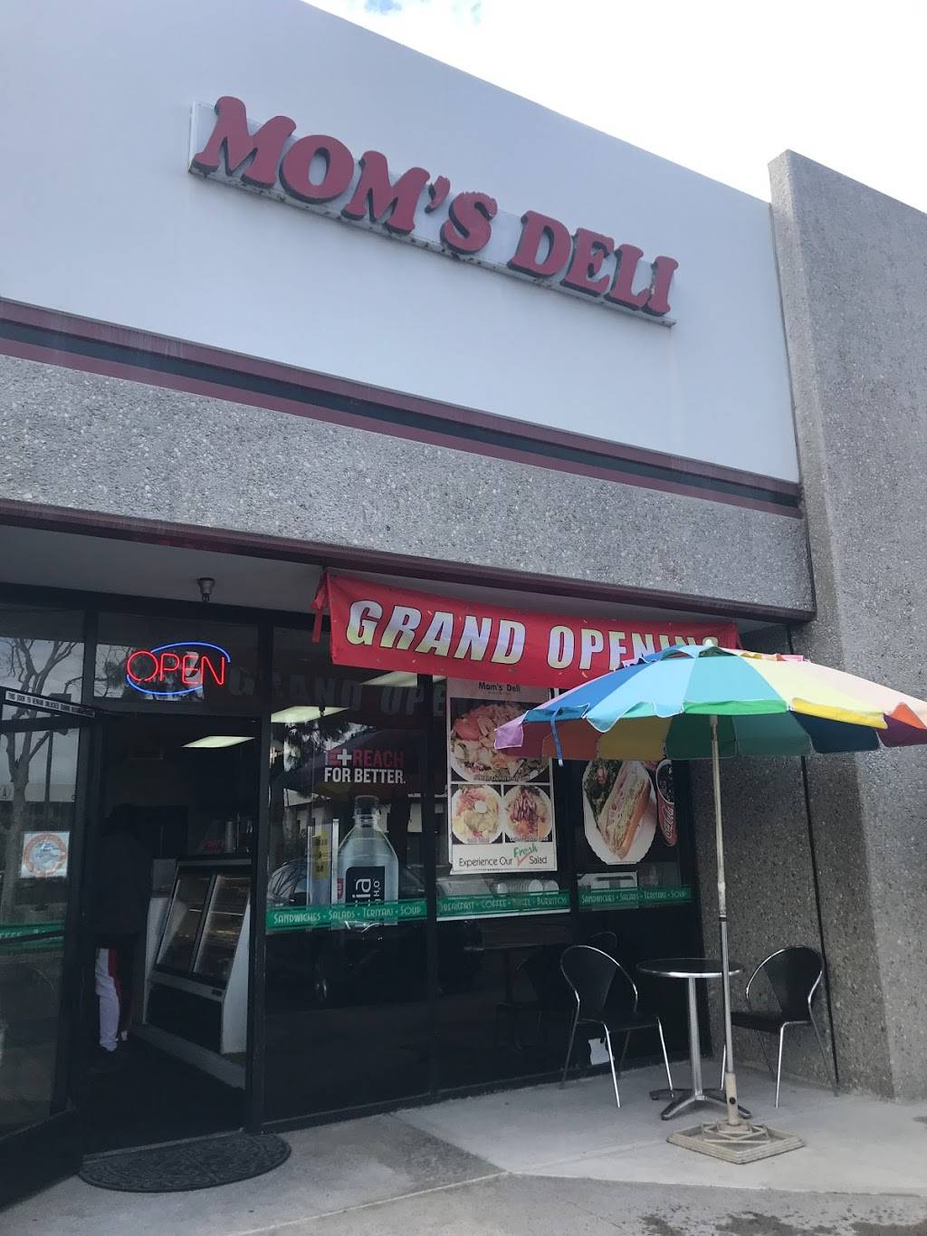 Moms Deli / Grab n Go | restaurant | 1261 N Lakeview Ave # L, Anaheim, CA 92807, USA | 7149705806 OR +1 714-970-5806