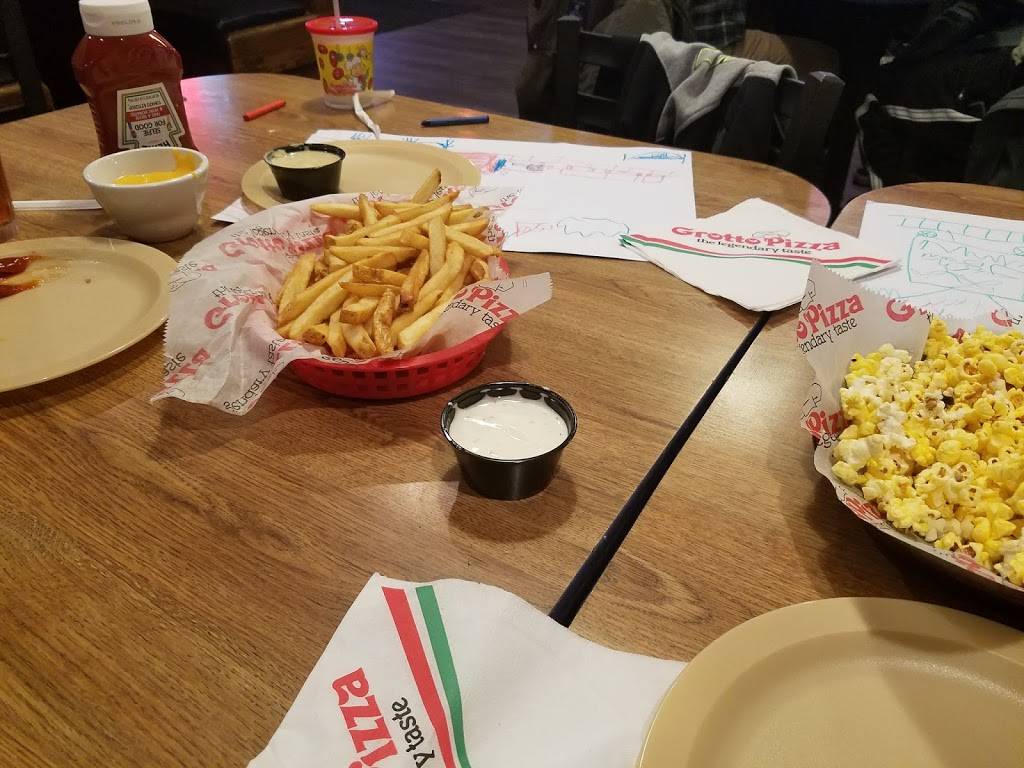 Grotto Pizza | restaurant | 45 E Main St #100, Newark, DE 19711, USA | 3023690600 OR +1 302-369-0600