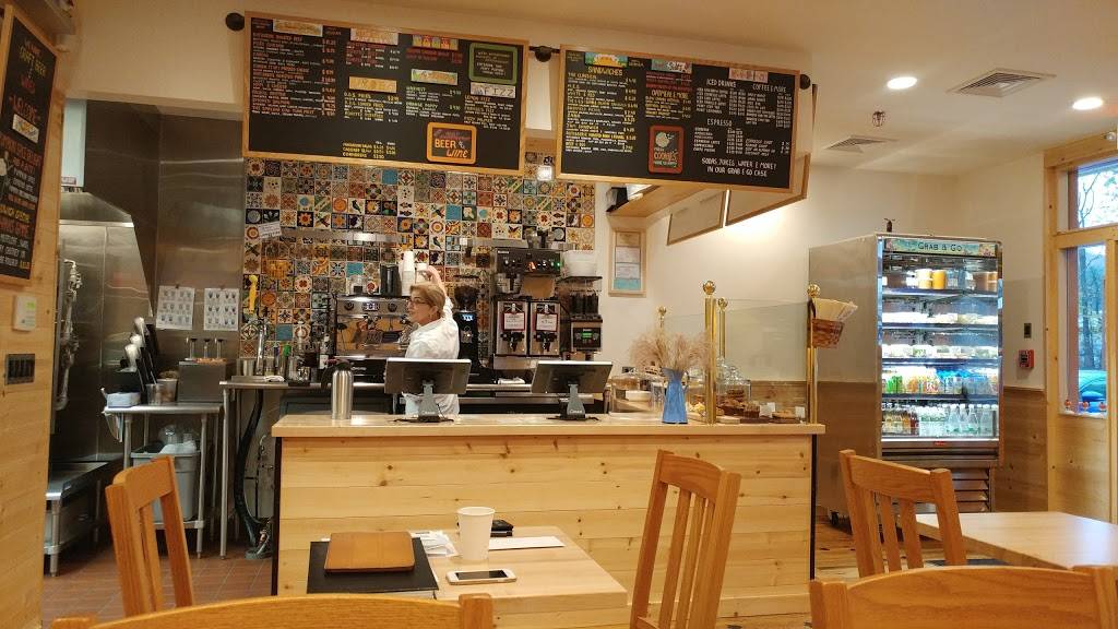 The Dilly Duck Shop | restaurant | 666 Main Ave, Norwalk, CT 06851, USA | 2039560040 OR +1 203-956-0040