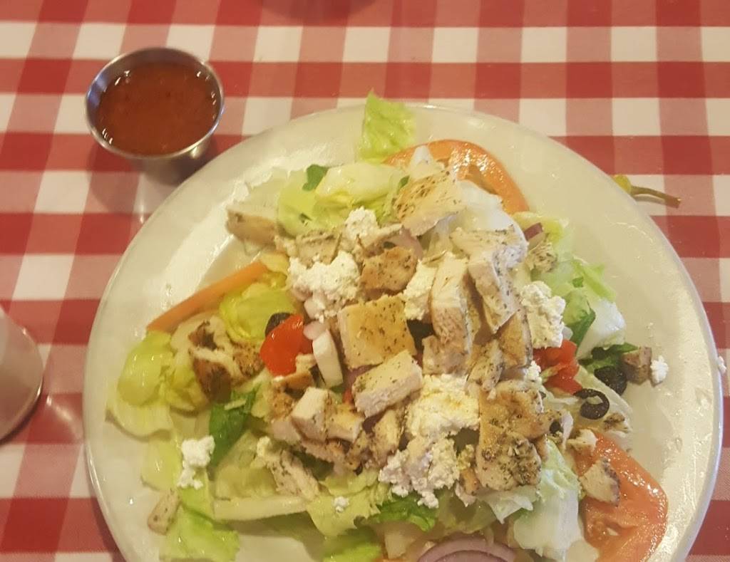 Famous Joes Pizza | restaurant | 2460 Lacy Ln #108, Carrollton, TX 75006, USA | 9722435637 OR +1 972-243-5637