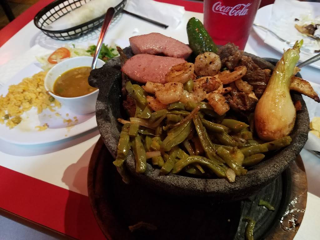 Restaurante y Taqueria El Buen Pastor | restaurant | 11509 Veterans Memorial Dr, Houston, TX 77067, USA | 8322861083 OR +1 832-286-1083