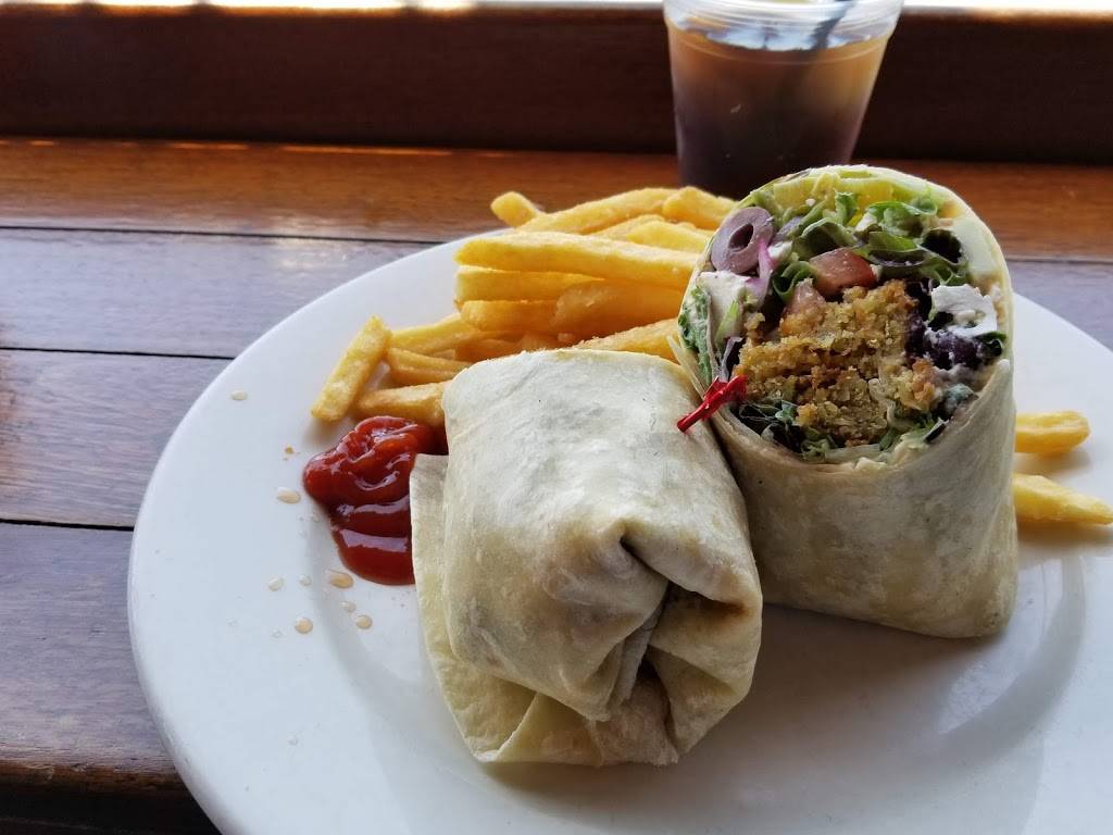 Nancys Restaurant | restaurant | 29 Lake Ave, Oak Bluffs, MA 02557, USA | 5086930006 OR +1 508-693-0006