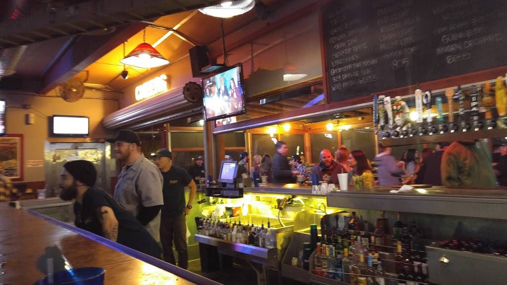 Schooners Patio Grille | restaurant | 22903 Soledad Canyon Rd, Santa Clarita, CA 91350, USA | 6613884765 OR +1 661-388-4765