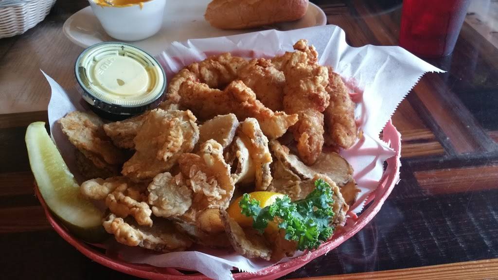 Spankys Pizza Galley & Saloon | restaurant | 1221 US-80, Pooler, GA 31322, USA | 9127488188 OR +1 912-748-8188