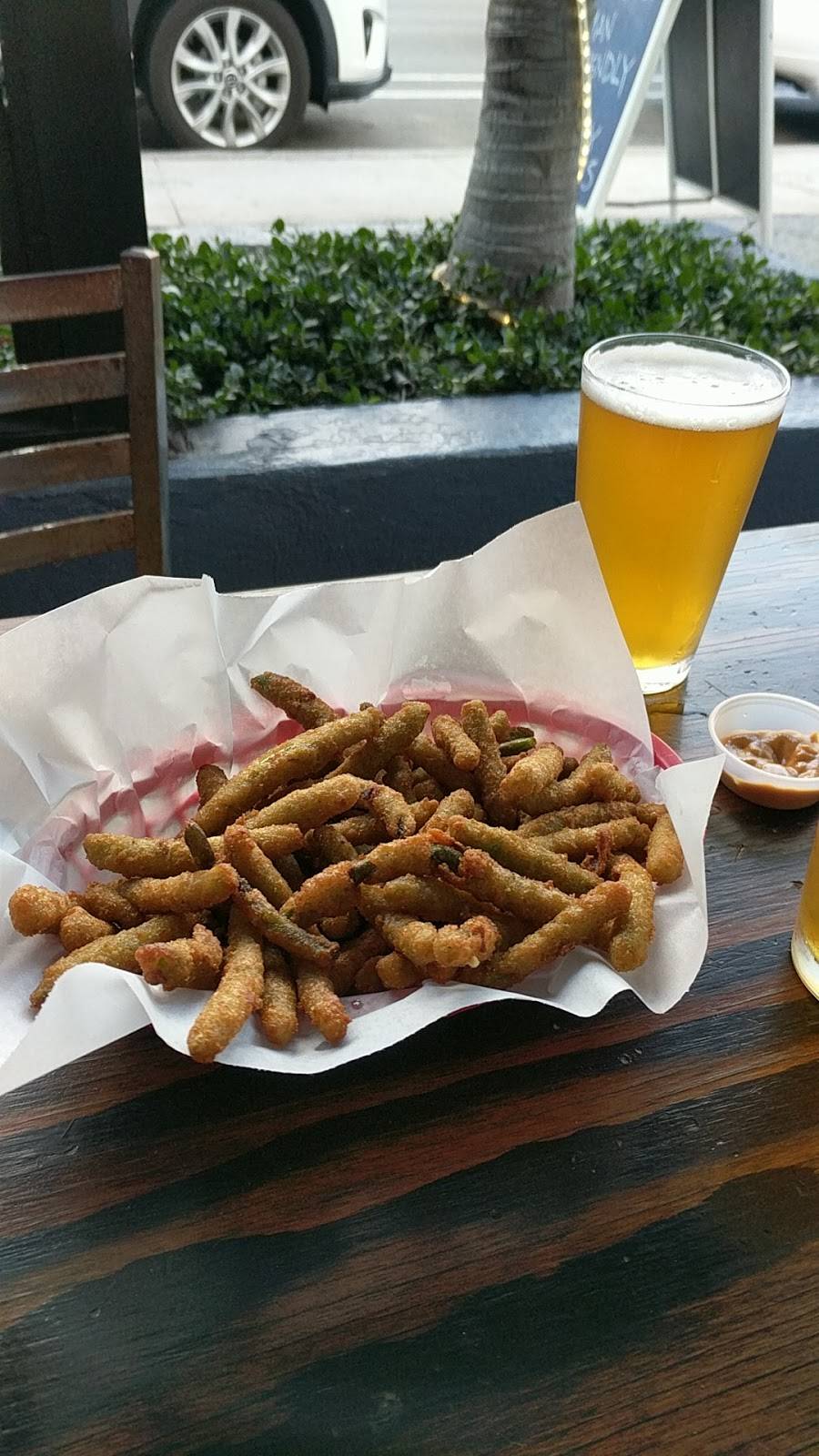 The Regal Seagull | restaurant | 996 N Coast Hwy 101, Encinitas, CA 92024, USA | 7604792337 OR +1 760-479-2337