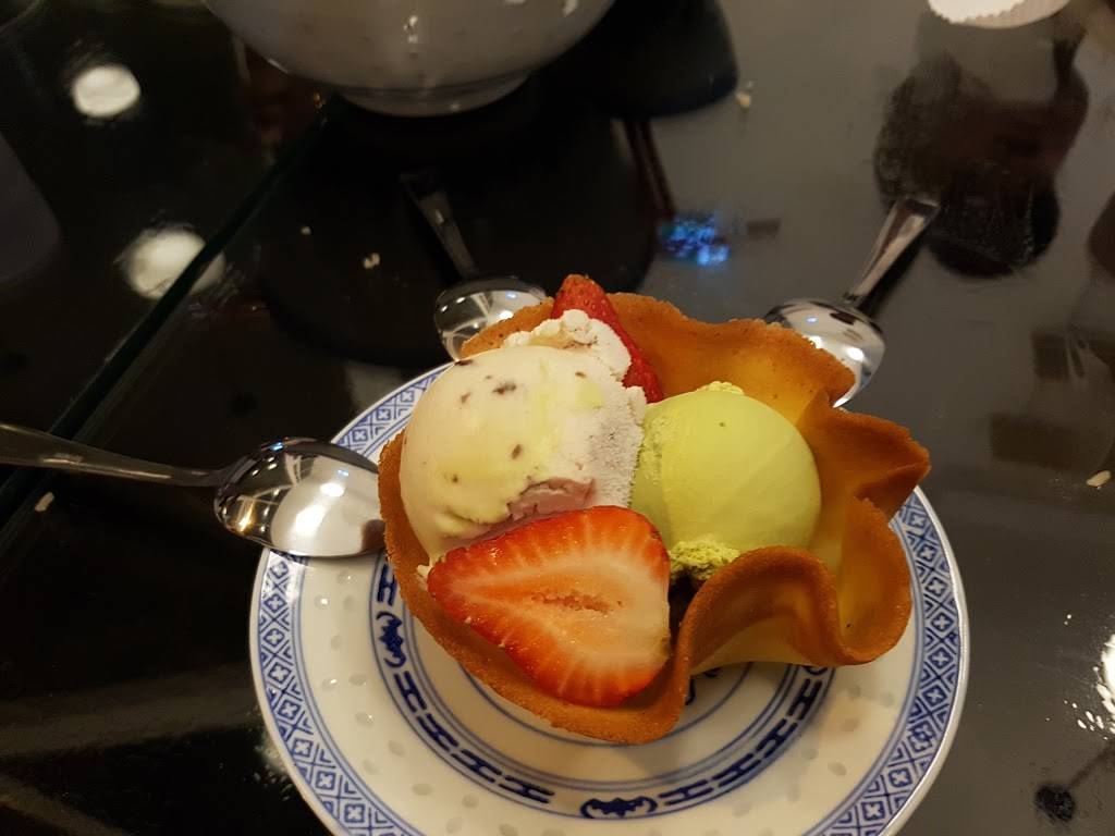 Yu Shan Dumpling Cuisine | restaurant | 771 Dundas St W, Toronto, ON M6J 1T8, Canada | 4168690606 OR +1 416-869-0606