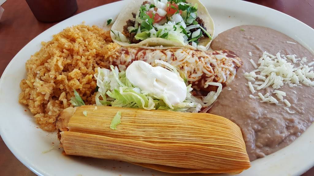 El Pueblito | restaurant | 1221 E Imperial Hwy, Placentia, CA 92870, USA | 7148547956 OR +1 714-854-7956