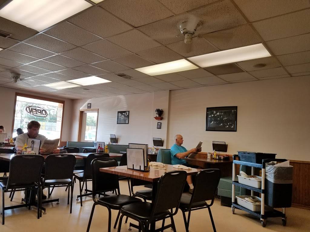 Virginias Cafe | cafe | 3820 Cornhusker Hwy, Lincoln, NE 68504, USA | 4024649885 OR +1 402-464-9885