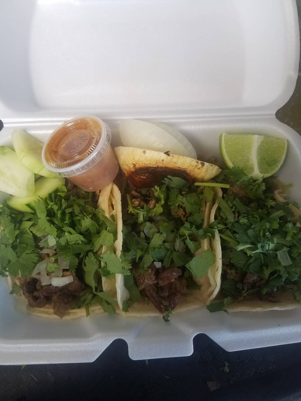 Mi Gusto Es (Taco Truck) | restaurant | 933 E St, Williams, CA 95987, USA | 5305013523 OR +1 530-501-3523