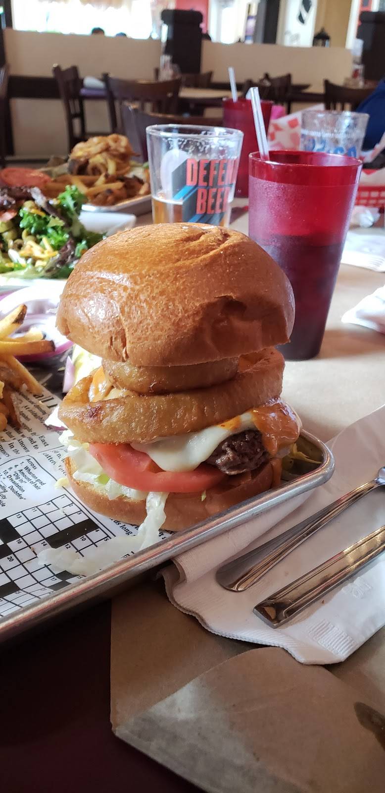 The Burger Barn | restaurant | 289 NY-100, Somers, NY 10589, USA | 9142760600 OR +1 914-276-0600