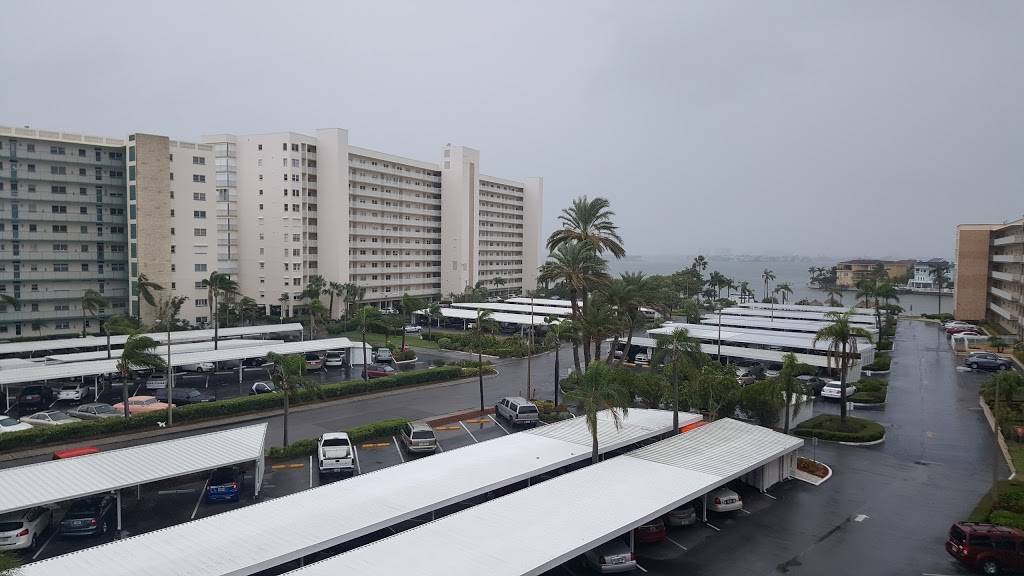 Townshores of Gulfport Inc | restaurant | 6025 Shore Blvd S, Gulfport, FL 33707, USA | 7273431094 OR +1 727-343-1094