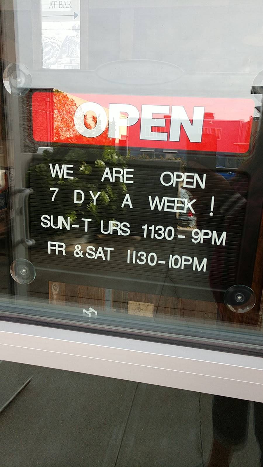 Berkeley Burgers | restaurant | 1313 Ninth Street Suite 130, Berkeley, CA 94710, USA | 5103564382 OR +1 510-356-4382