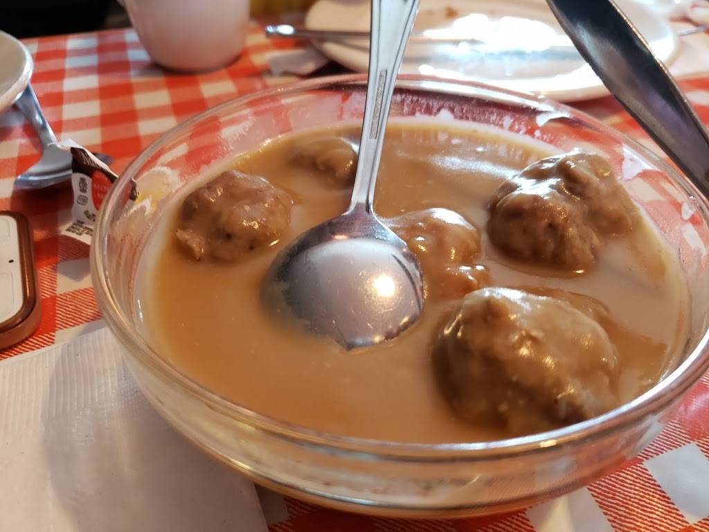 Cabane A Sucre Raymond/ Sucr’O’Max | restaurant | 444 Chemin Avila, Piedmont, QC J0R 1K0, Canada | 4502242569 OR +1 450-224-2569