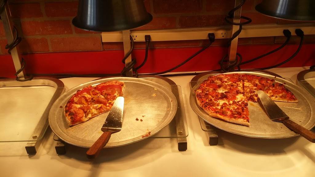 Brick Oven Pizza | restaurant | 21 N Kringle Pl, Santa Claus, IN 47579, USA | 8129372311 OR +1 812-937-2311