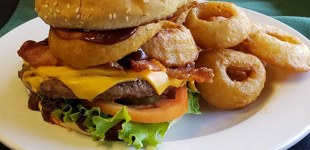 Oak Valley Diner | restaurant | 1888 Golf Club Dr, Beaumont, CA 92223, USA | 9518451922 OR +1 951-845-1922