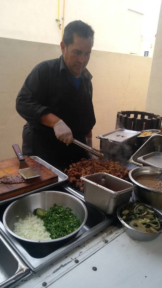 Baja Gastronomía Banquetes | restaurant | Av Flores Magón 443, Salvatierra, 22607 Tijuana, B.C., Mexico | 016643787764 OR +52 664 378 7764