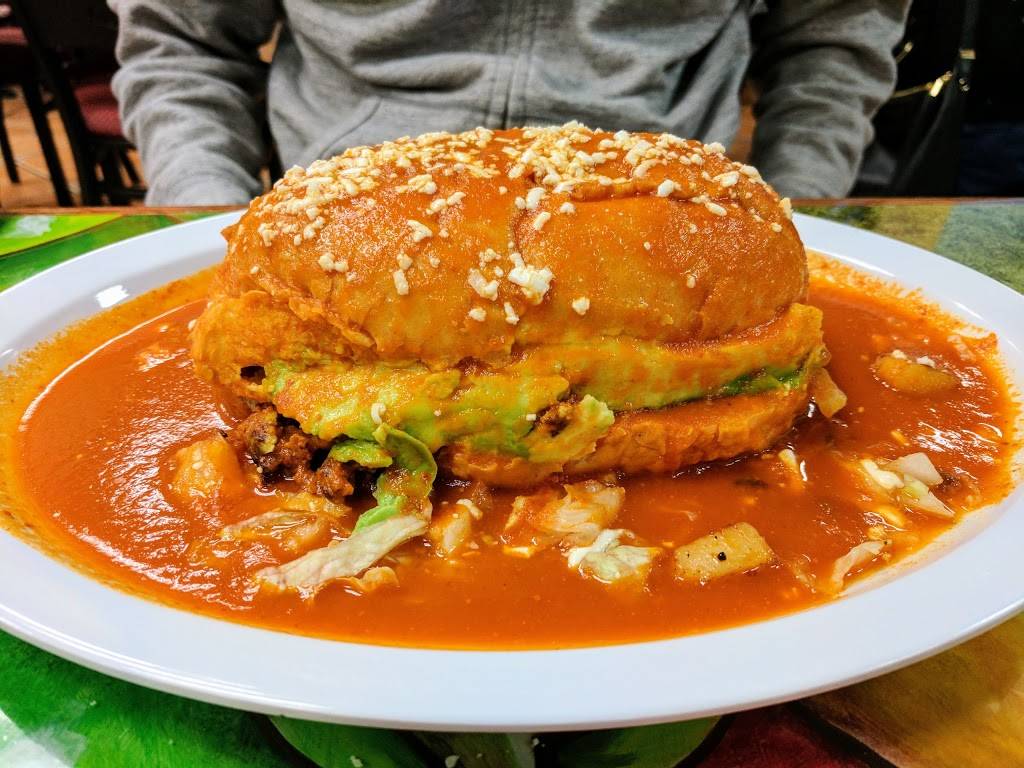 El Primo Produce | restaurant | 1719 Markley St, Norristown, PA 19401, USA | 6102792610 OR +1 610-279-2610