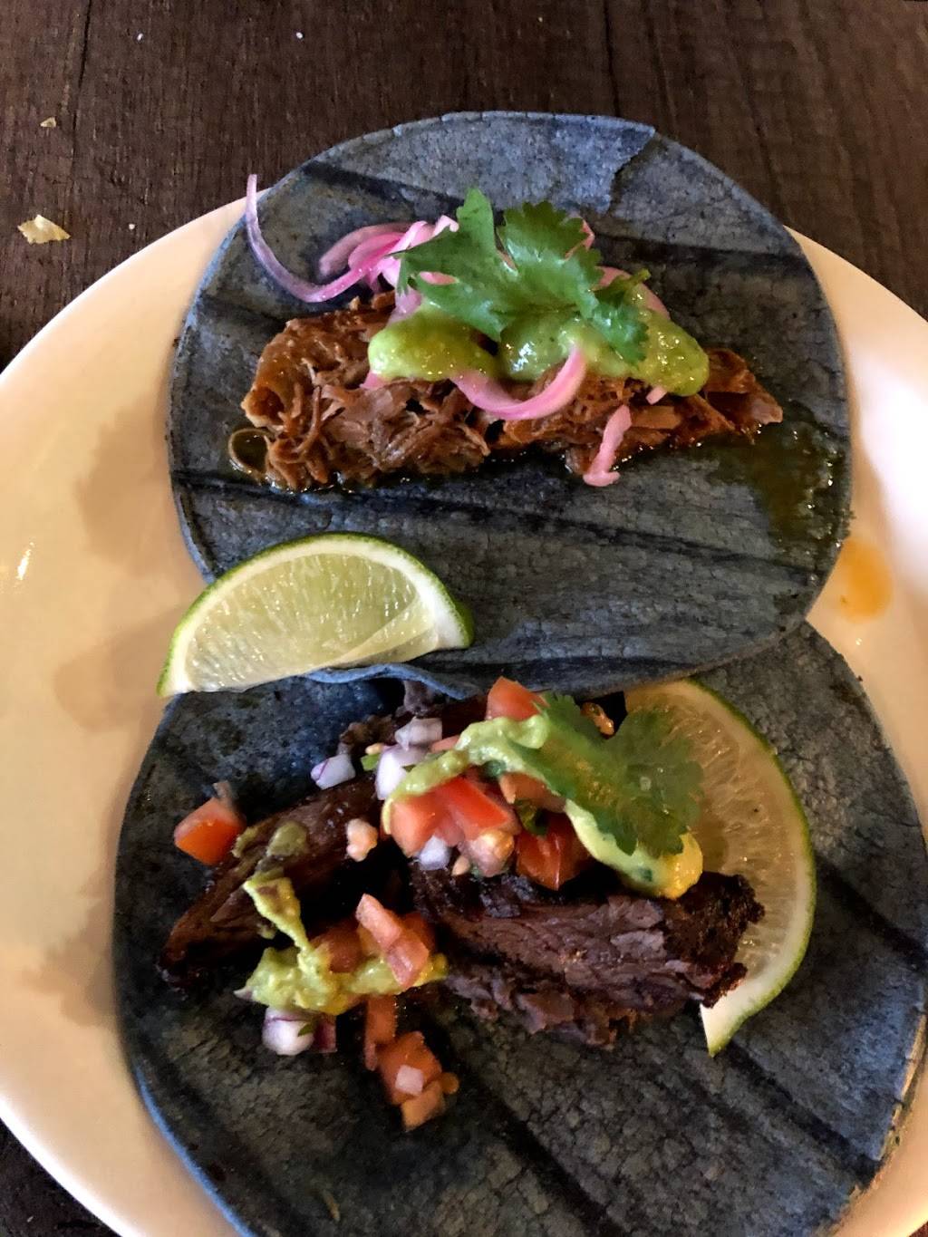 Pepe and Lelas Eatery | restaurant | 1893 Appleby Line, Burlington, ON L7L 0G5, Canada | 9053331000 OR +1 905-333-1000