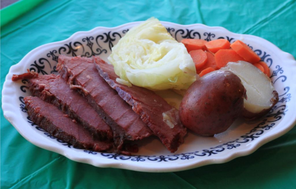 Vickis Diner & Deli | restaurant | 26105 Center Ridge Rd, Westlake, OH 44145, USA | 4408355031 OR +1 440-835-5031