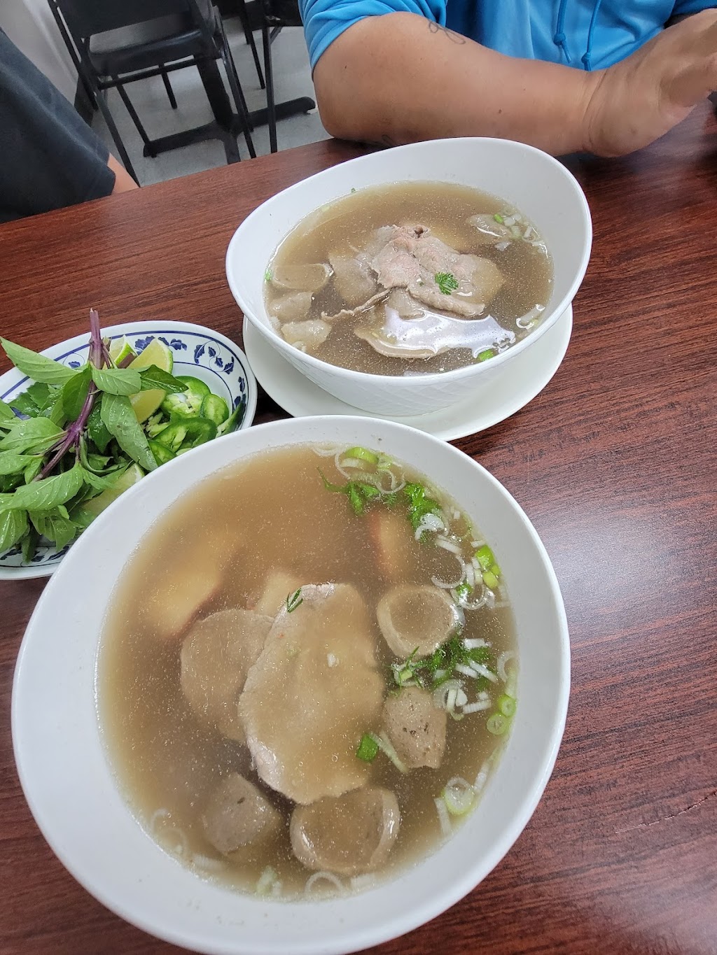 Tais Tais Kitchen | restaurant | 607 Pine St, Green Bay, WI 54301, USA | 9204892700 OR +1 920-489-2700