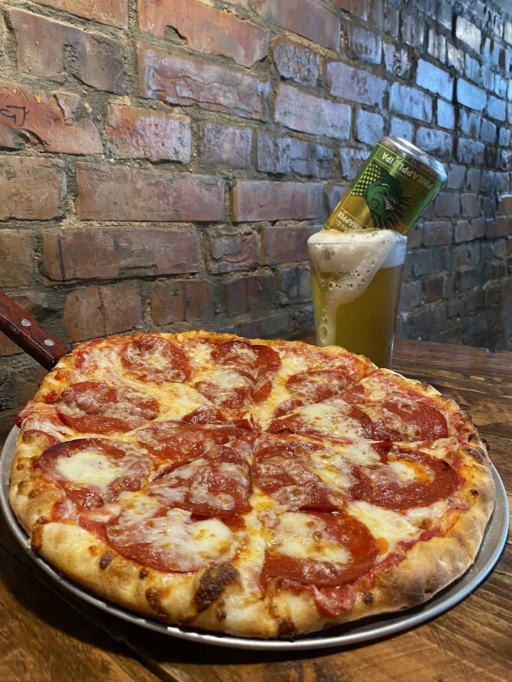 Tower Tavern | restaurant | 401 E 31st St, Kansas City, MO 64108, USA | 8169319300 OR +1 816-931-9300