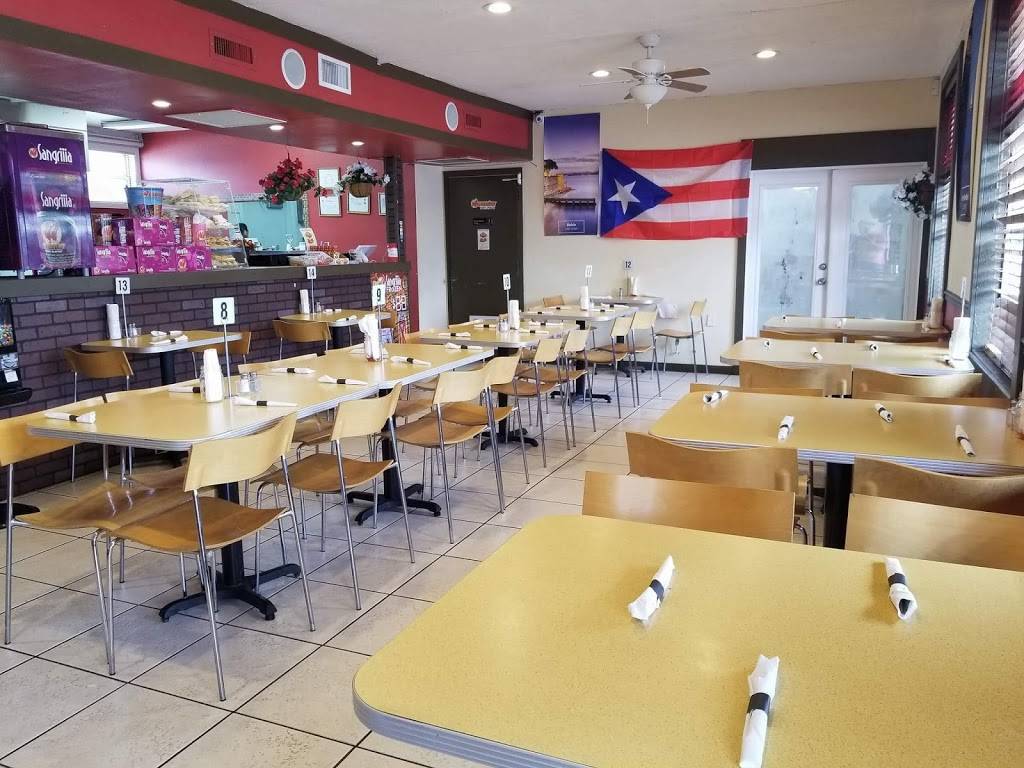 Antojitos Navideños todo el año | restaurant | 635 Robin Rd, Lakeland, FL 33803, USA | 8635006585 OR +1 863-500-6585