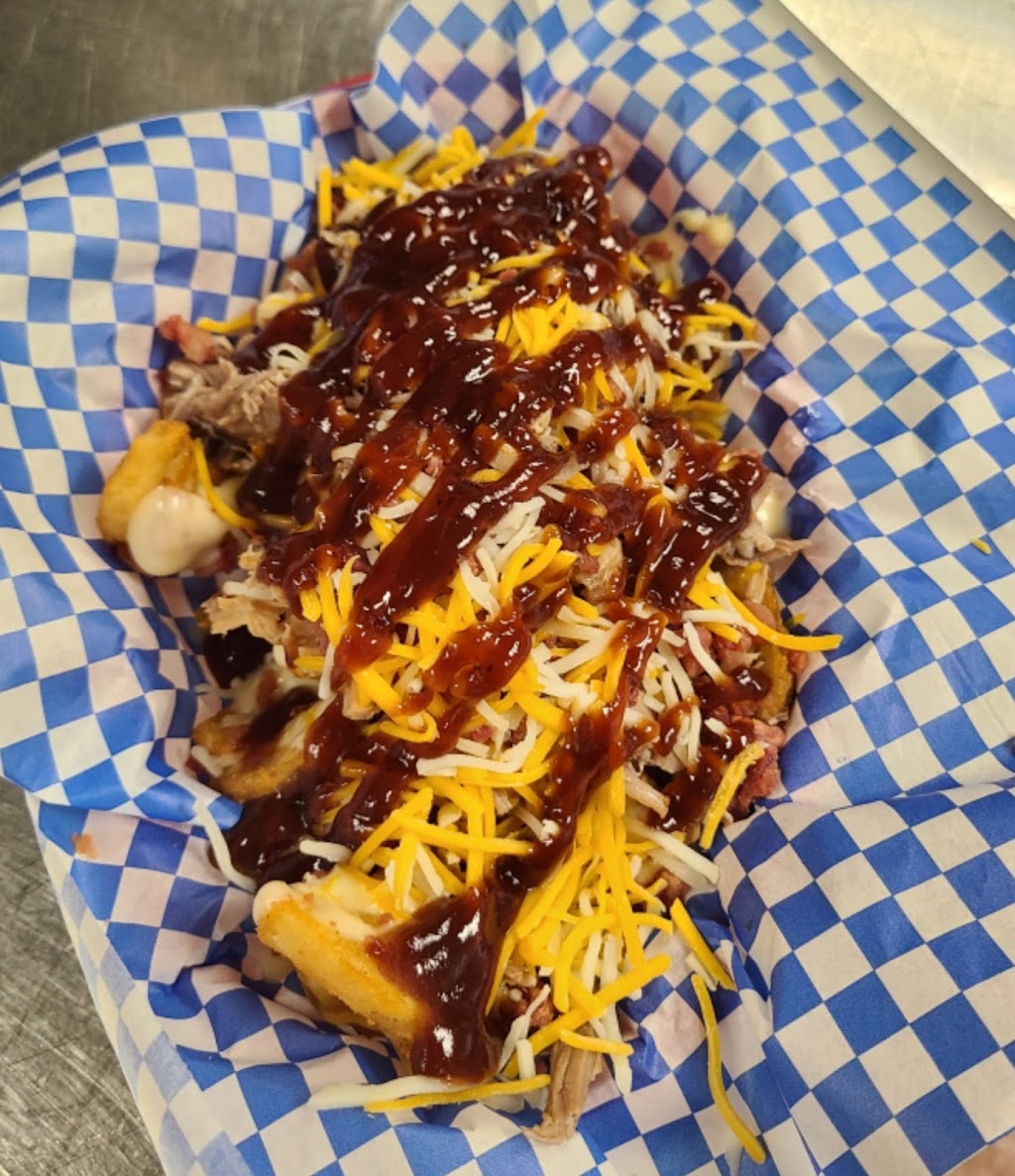 Croz Nest East | restaurant | 3801 Easton Blvd, Des Moines, IA 50317, USA | 5152631811 OR +1 515-263-1811