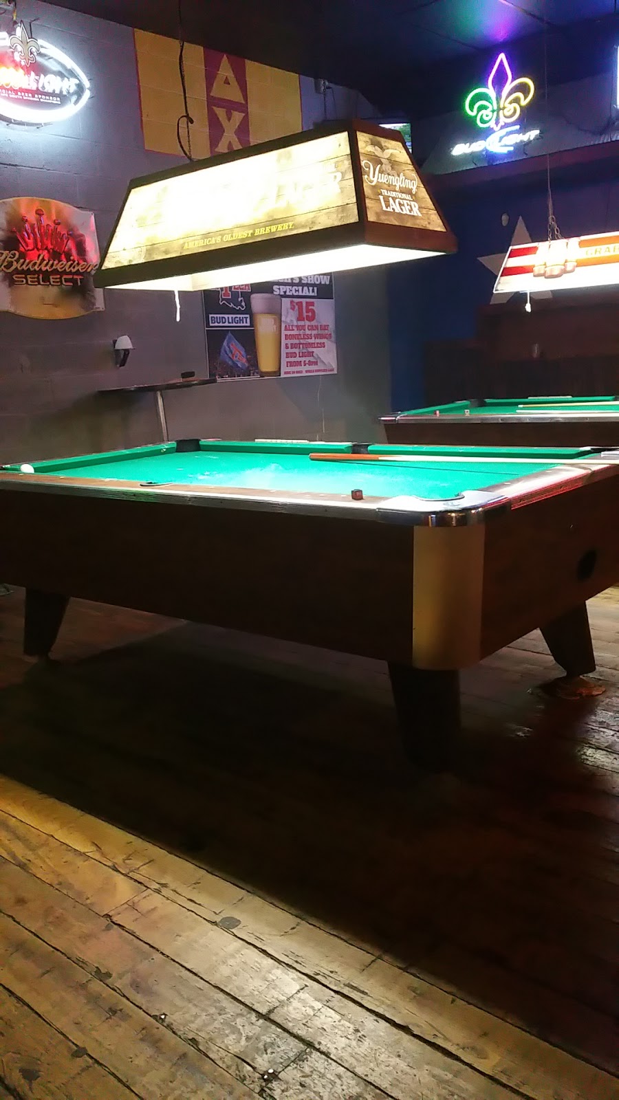 Dawg House Sports Grill | restaurant | 102 N Homer St, Ruston, LA 71270, USA | 3185131188 OR +1 318-513-1188