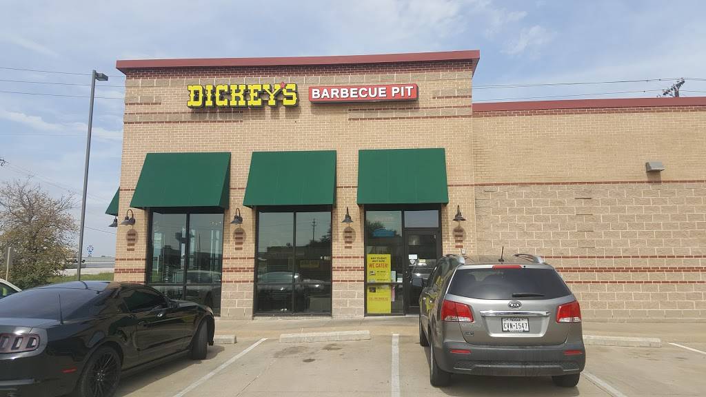 Dickeys Barbecue Pit | restaurant | 502 N Interstate 35 Rd, Red Oak, TX 75154, USA | 9725762121 OR +1 972-576-2121