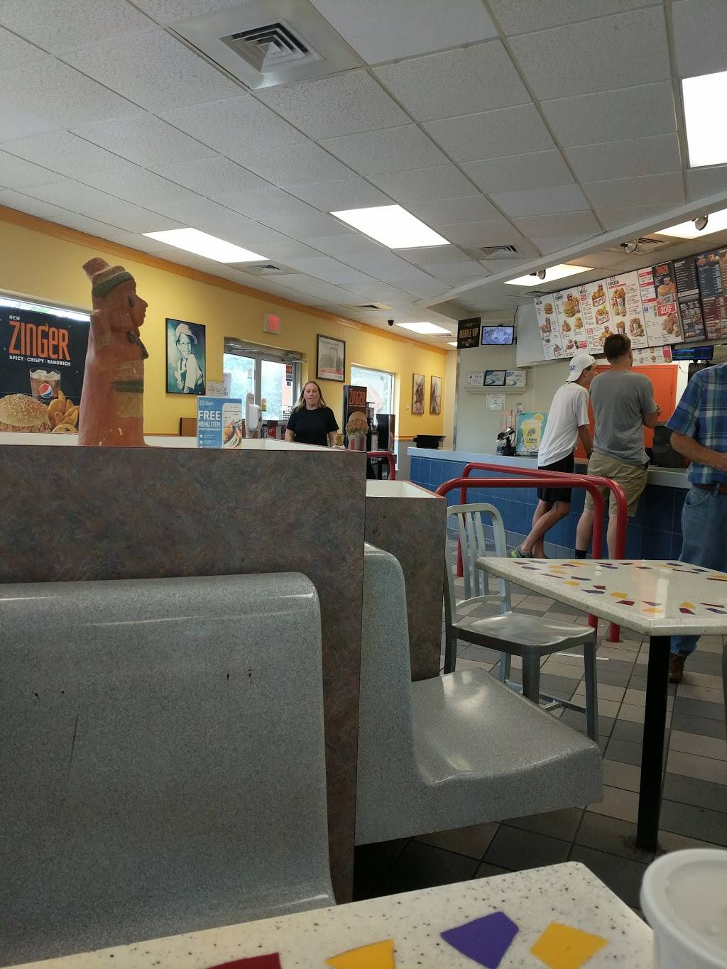 Taco Bell | meal takeaway | 1804 S Miami Blvd, Durham, NC 27703, USA | 9199570745 OR +1 919-957-0745