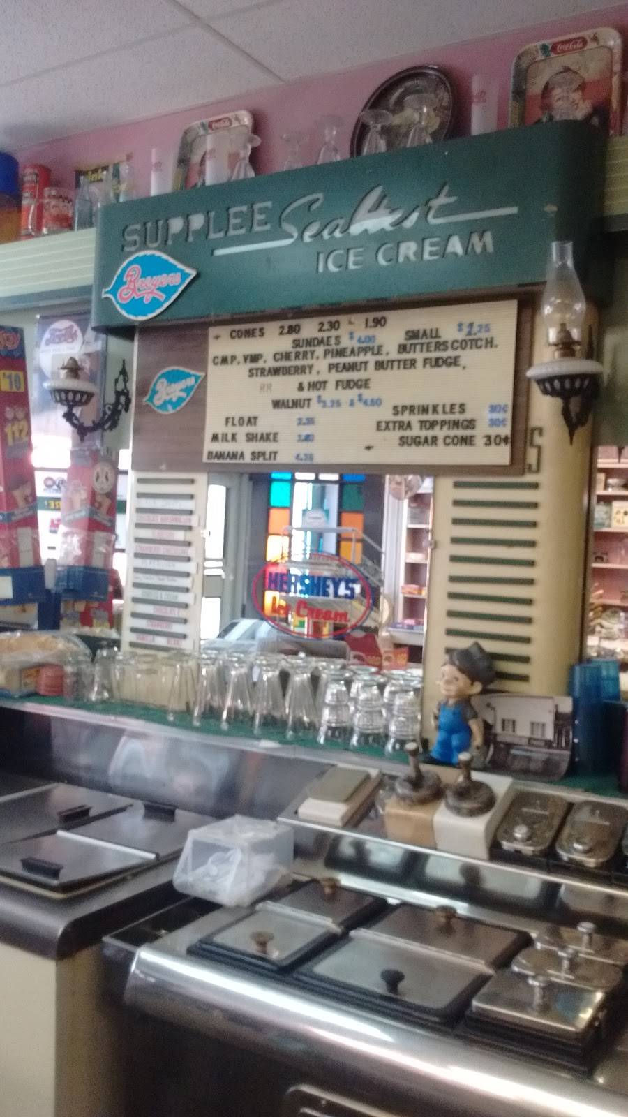 Rentschlers Ice Cream | restaurant | 27 W Main St, Ringtown, PA 17967, USA | 5708893938 OR +1 570-889-3938