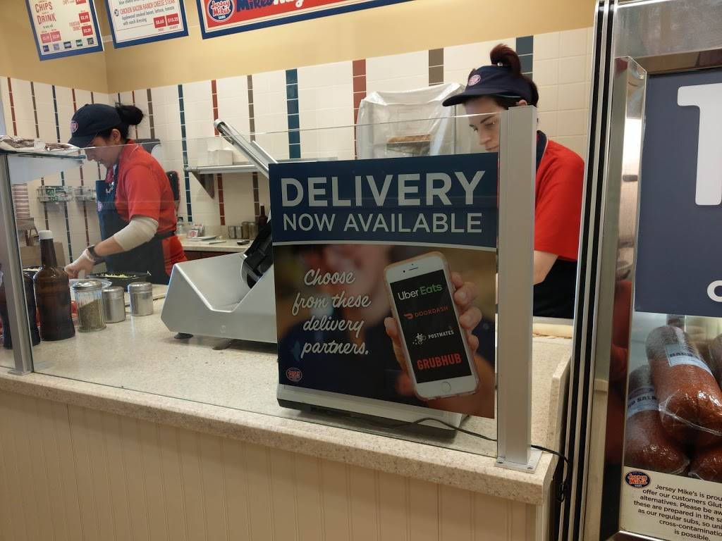 Jersey Mikes Subs | restaurant | 537 Main St, East Greenwich, RI 02818, USA | 4013982752 OR +1 401-398-2752