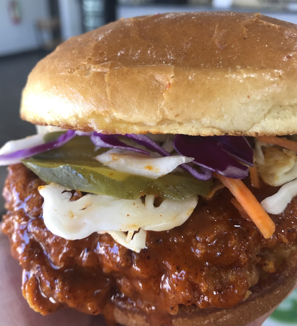 Slammin Chicken | restaurant | 1870 S Garrison St, Lakewood, CO 80232, USA | 7205417255 OR +1 720-541-7255